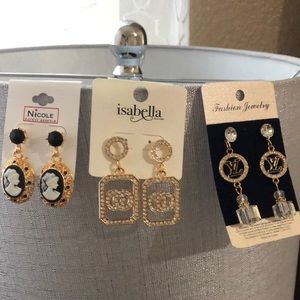 🆕🔥 BUNDLE 3 pairs of Earrings